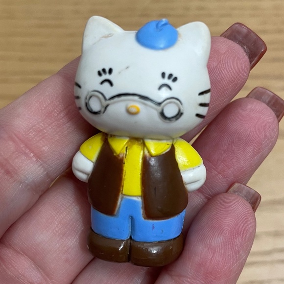 HELLO KITTY & Friends Family Figures w Glasses Set 5 PVC Sanrio 2012 Cake Topper - Picture 4 of 8